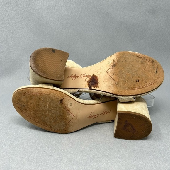 Arturo Chiang Cream Suede Strapping Open Toe Heels, Women’s Size 8M - Picture 12 of 12